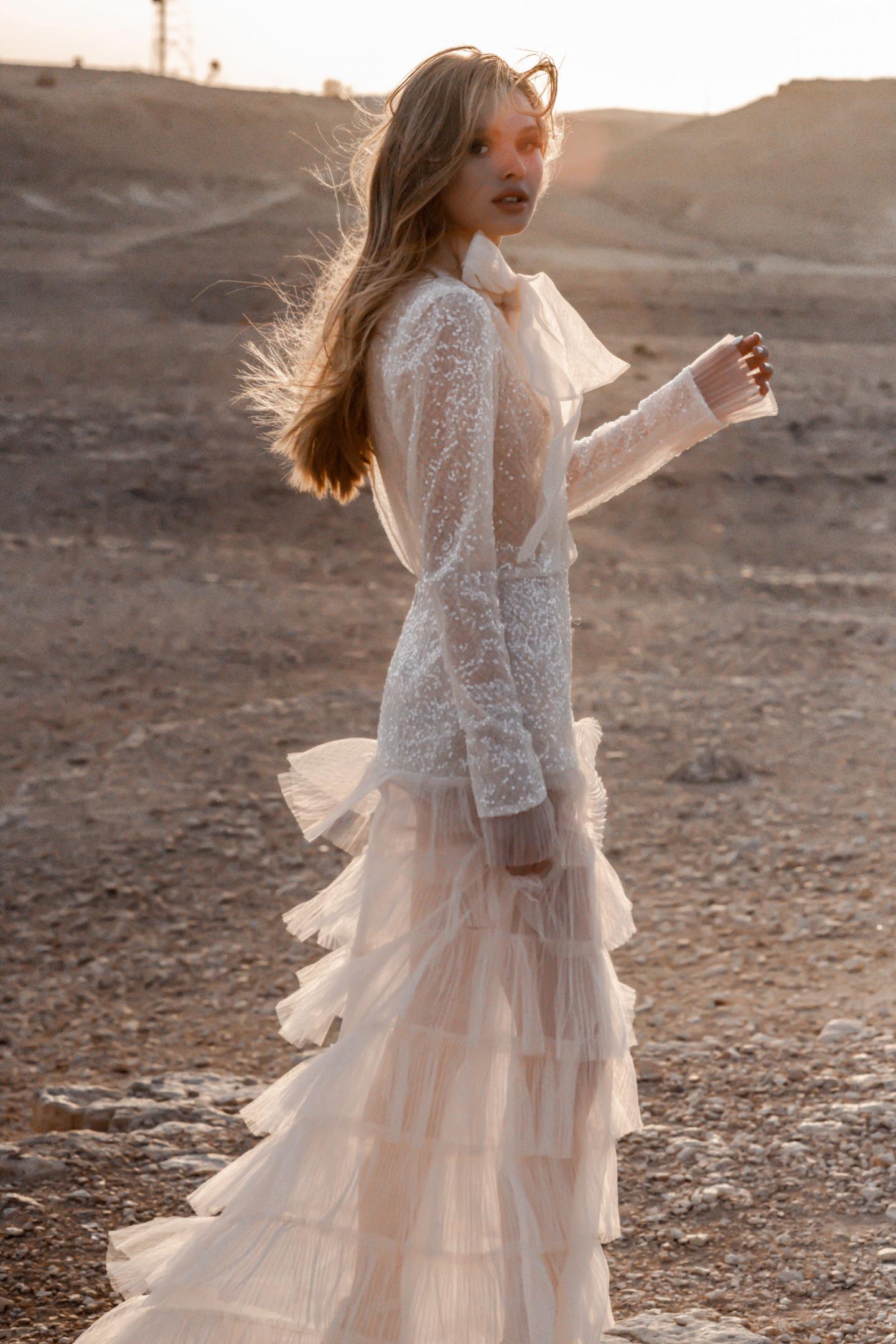 嘉丽兰赫_(Galia Lahav)