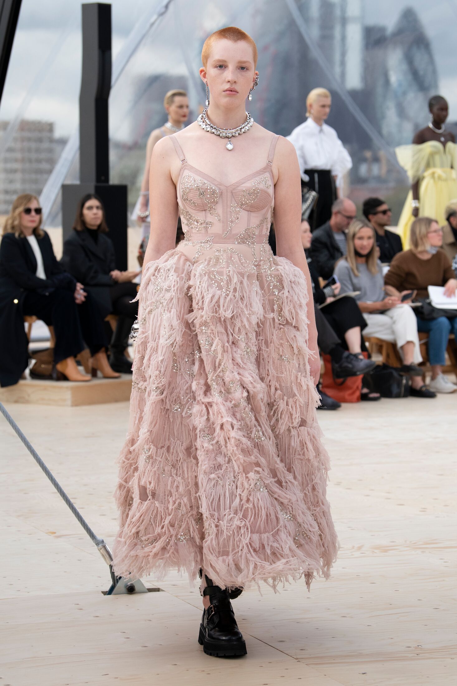 Alexander McQueen（亚历山大麦昆）