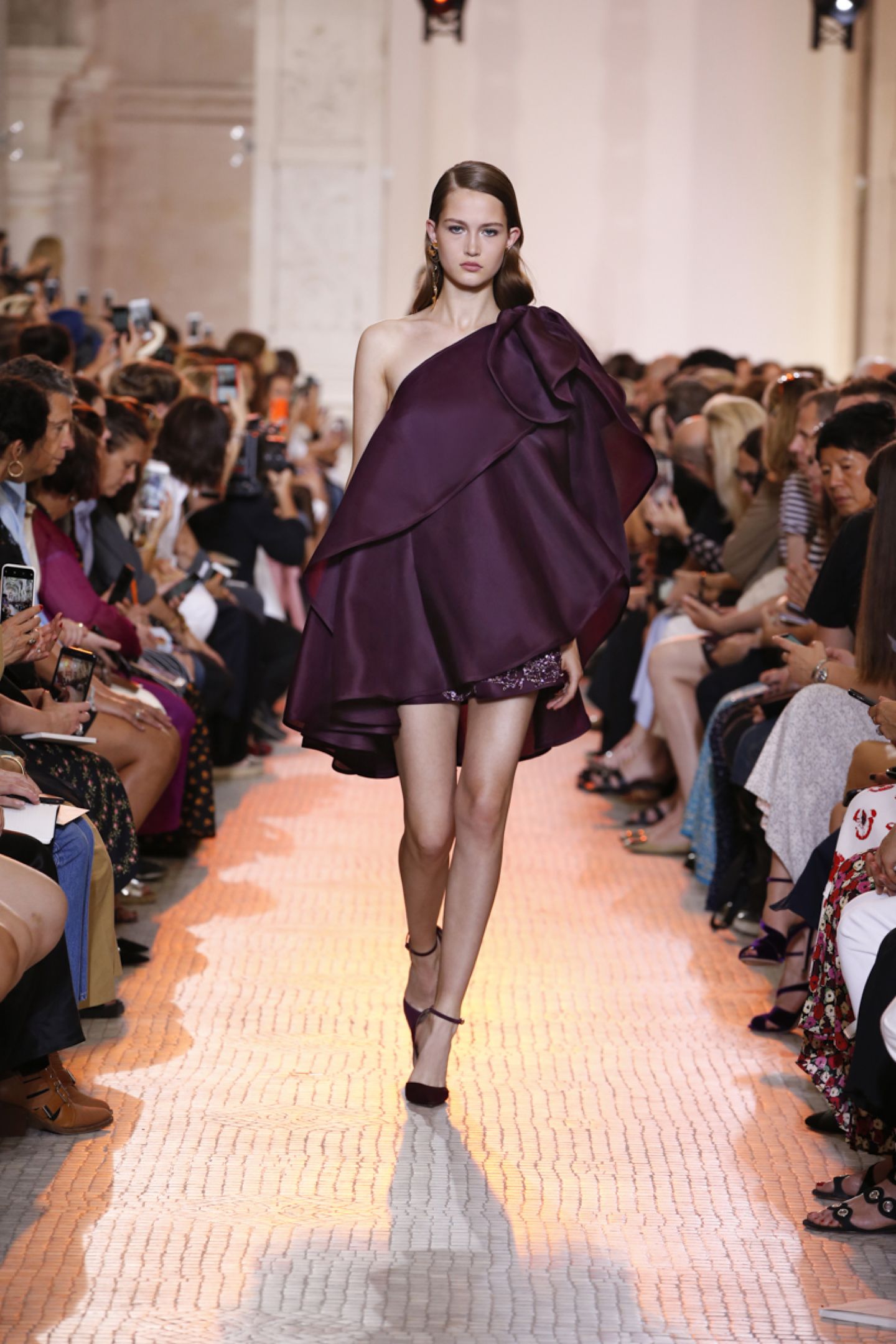 Elie Saab（艾莉·萨博）