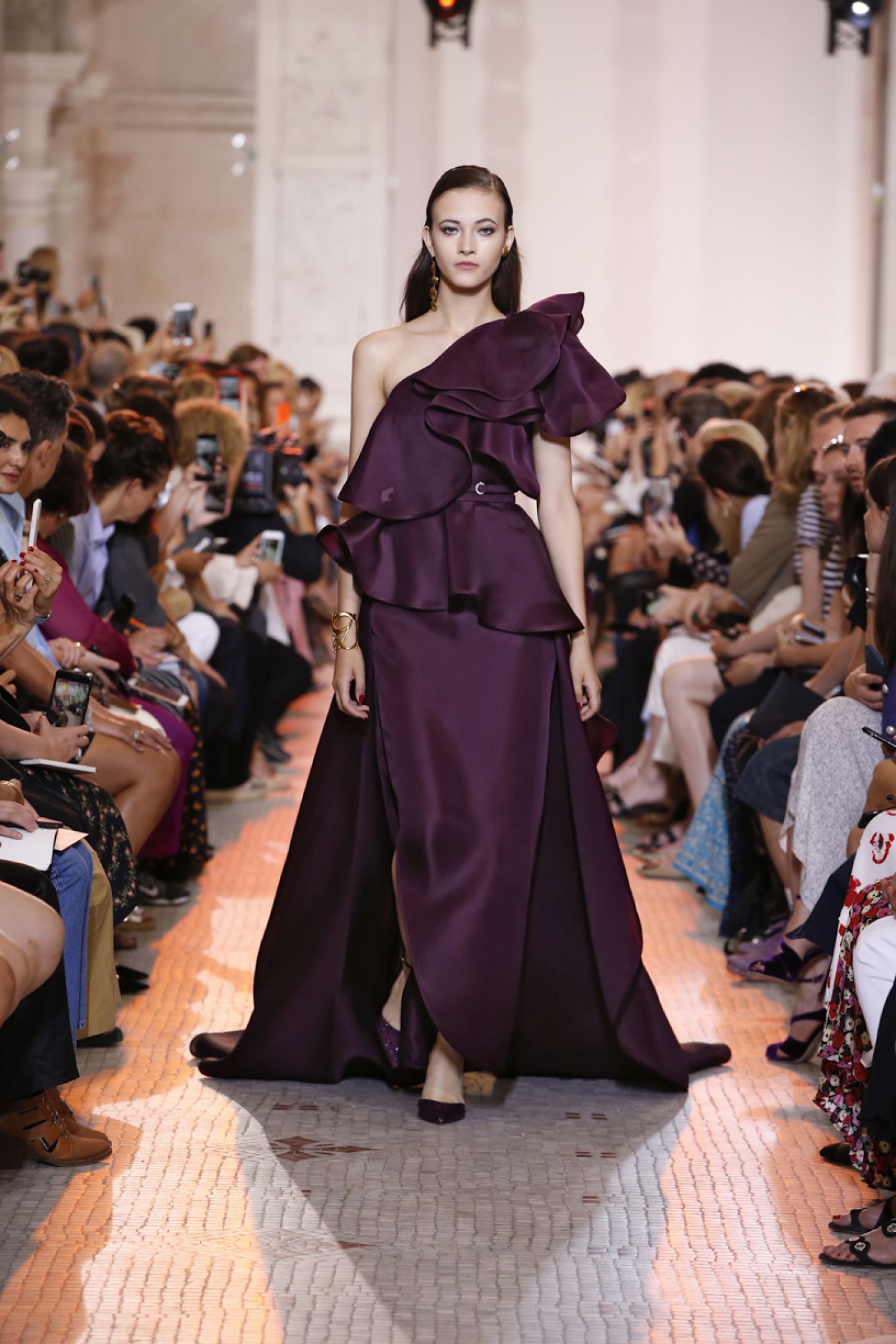 Elie Saab（艾莉·萨博）