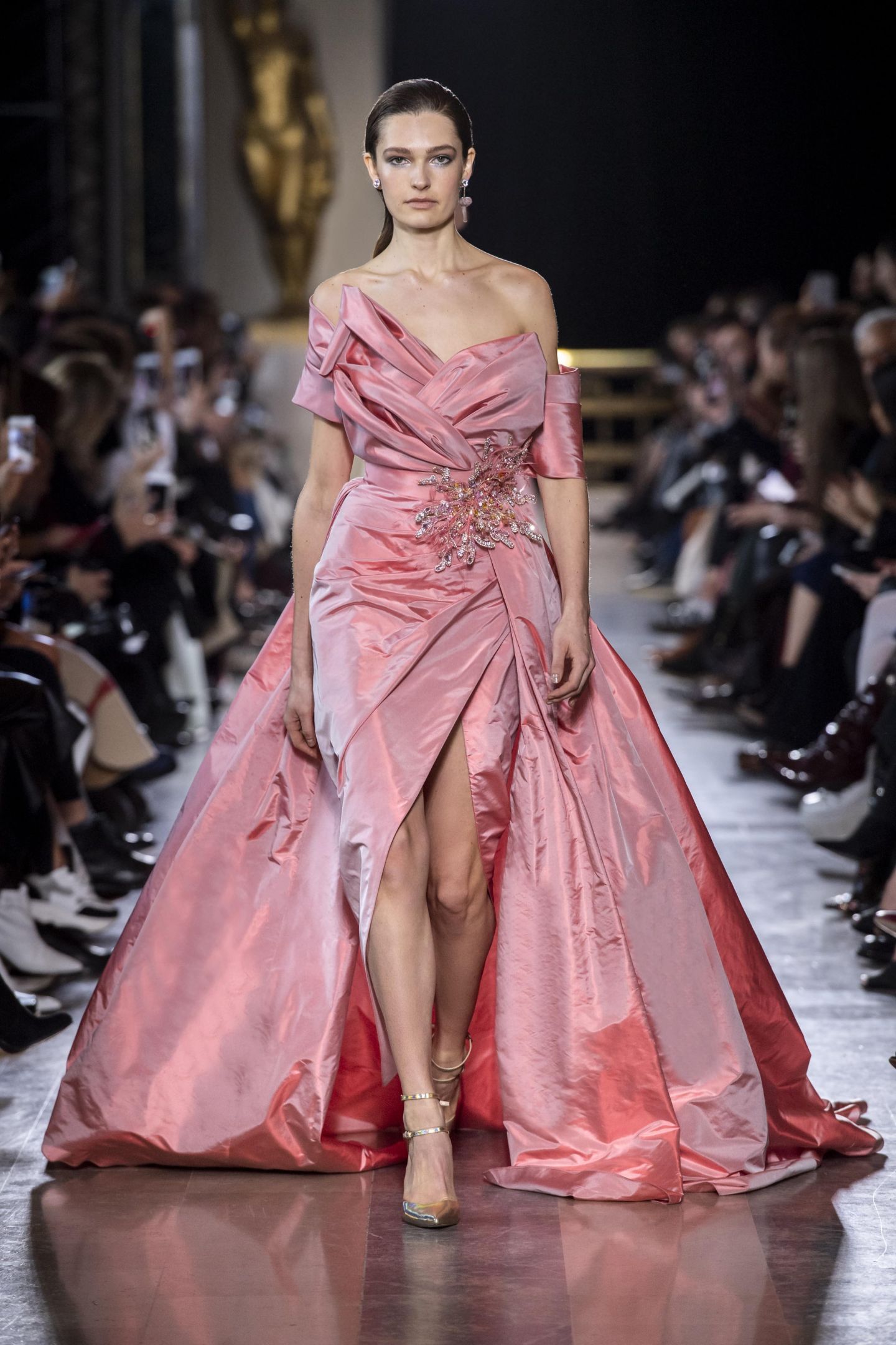 Elie Saab（艾莉·萨博）
