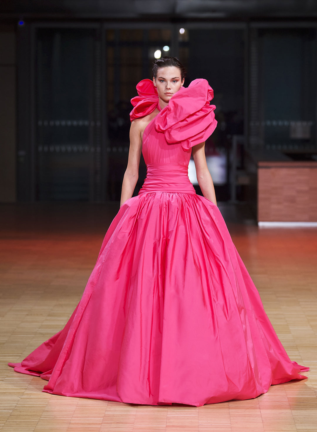 Elie Saab（艾莉·萨博）