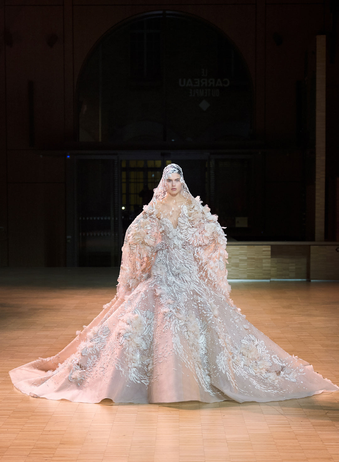 Elie Saab（艾莉·萨博）