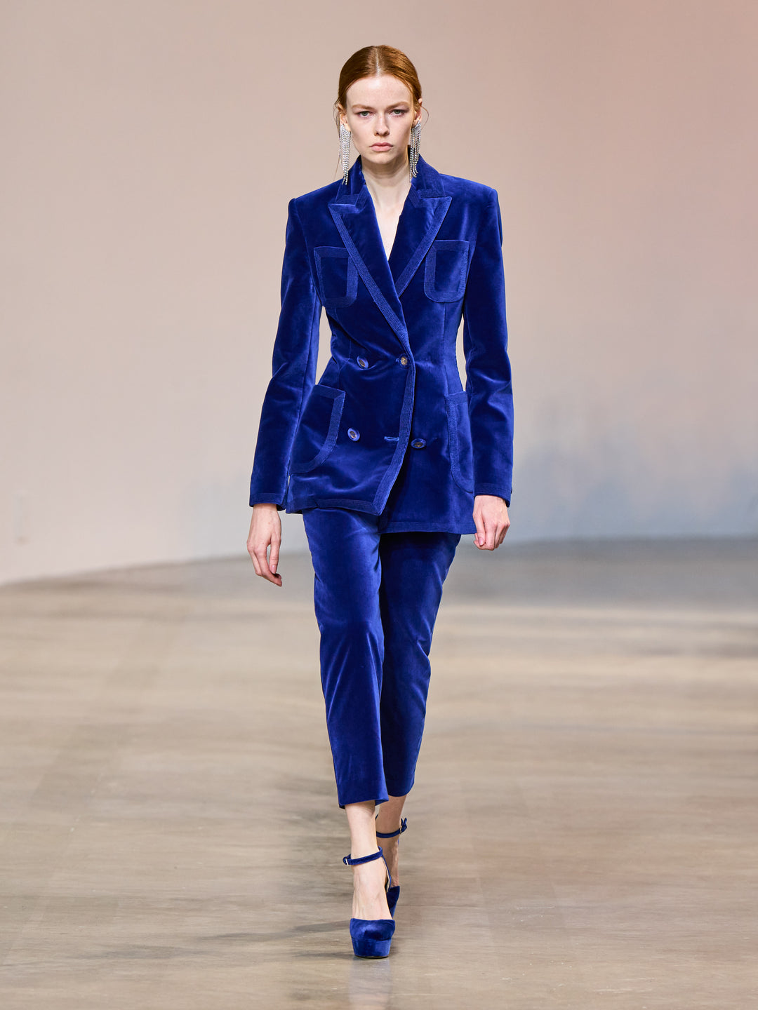 Elie Saab（艾莉·萨博）
