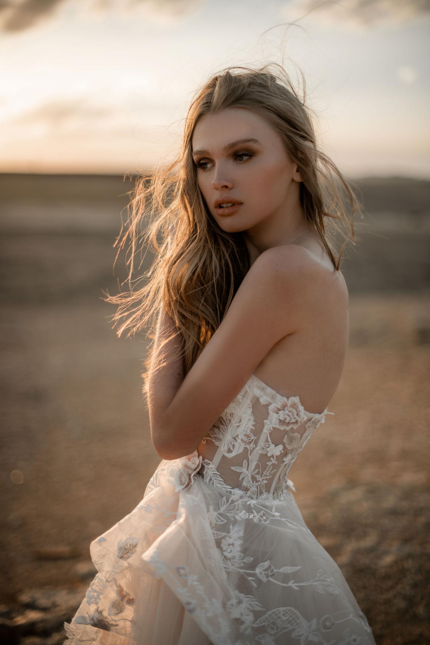 Galia Lahav,嘉丽兰赫