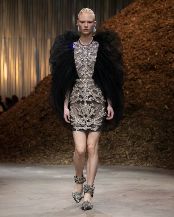 Alexander McQueen（亚历山大麦昆）