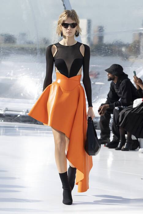 Alexander McQueen（亚历山大麦昆）