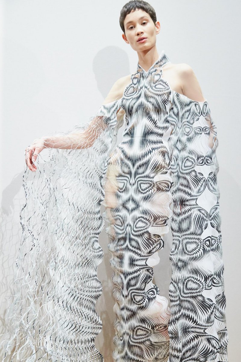 Iris van Herpen 艾里斯·范·荷本