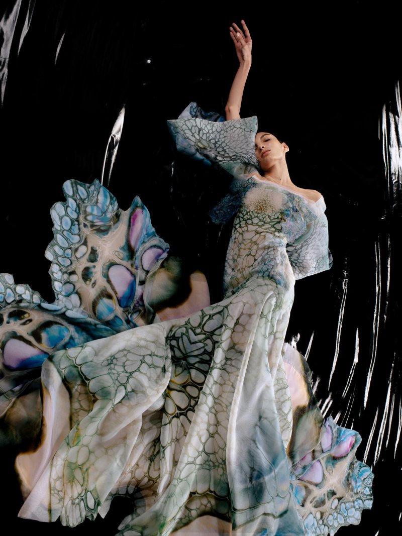 Iris van Herpen 艾里斯·范·荷本