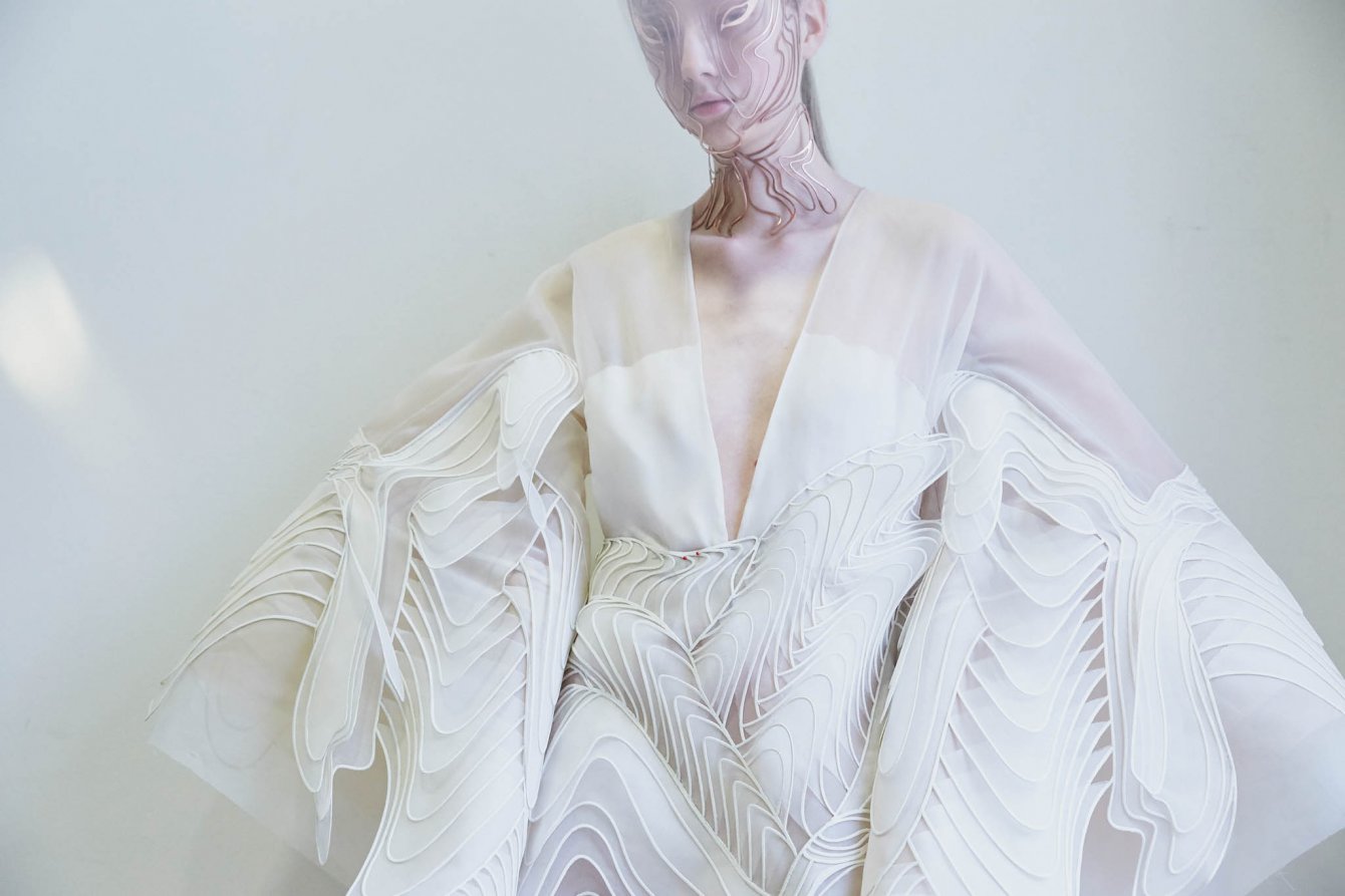 Iris van Herpen 艾里斯·范·荷本