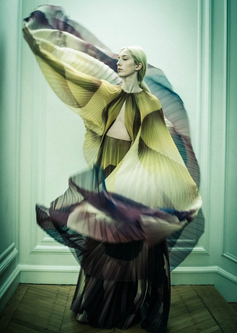 Iris van Herpen 艾里斯·范·荷本