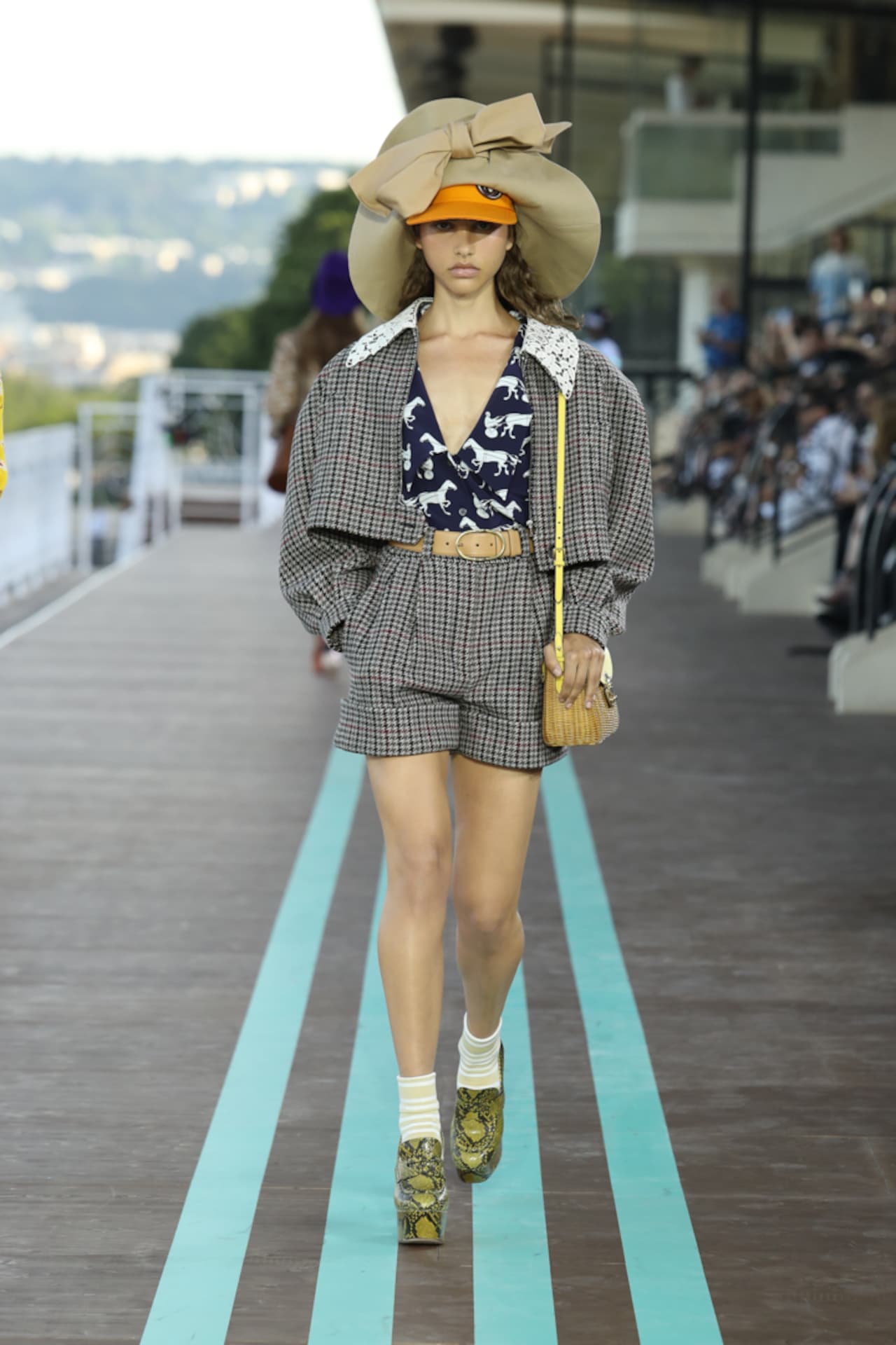 MiuMiu，缪缪