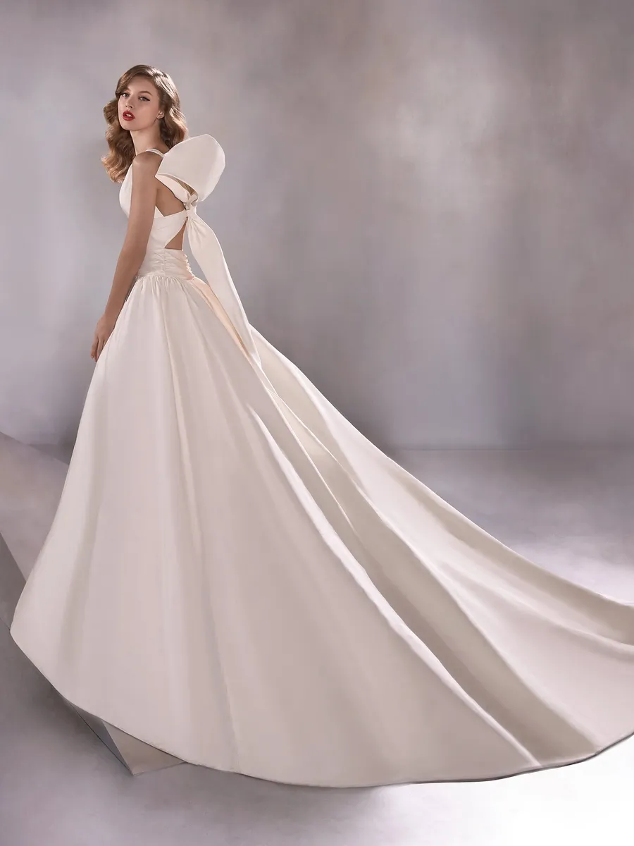 Pronovias