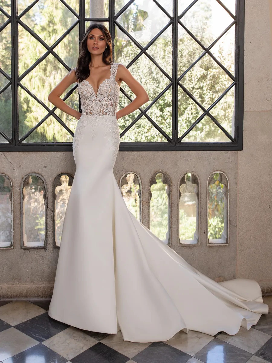 Pronovias
