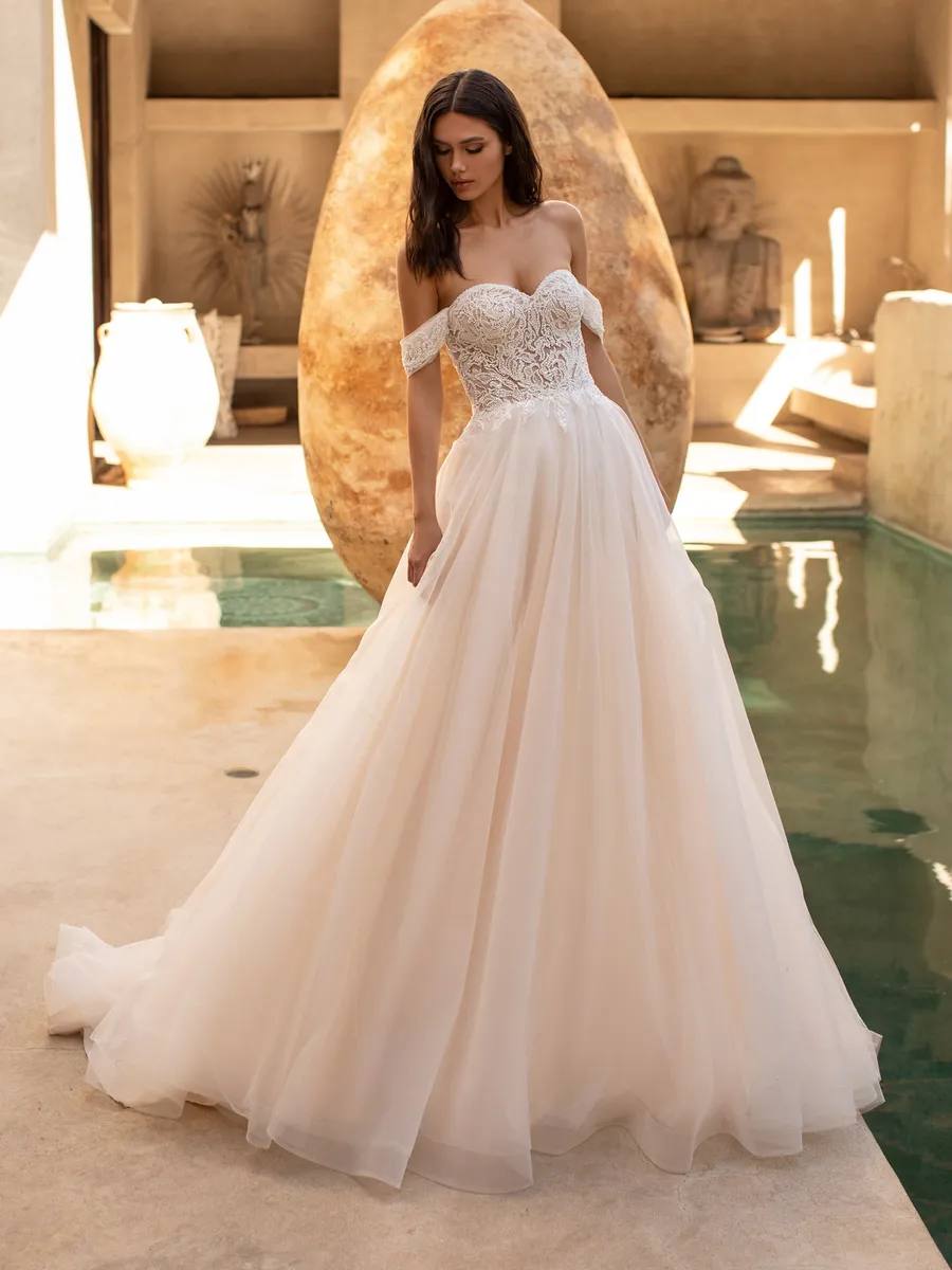 Pronovias