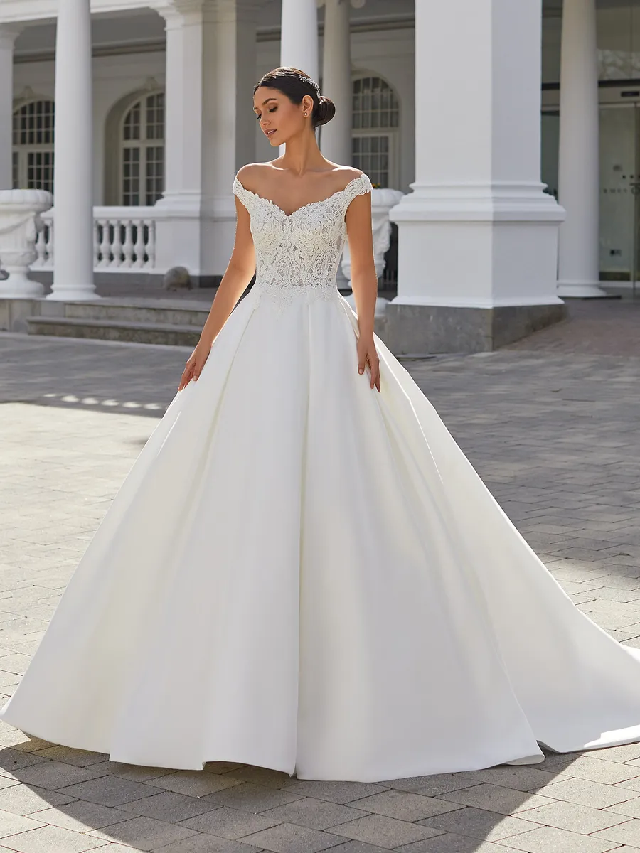 Pronovias