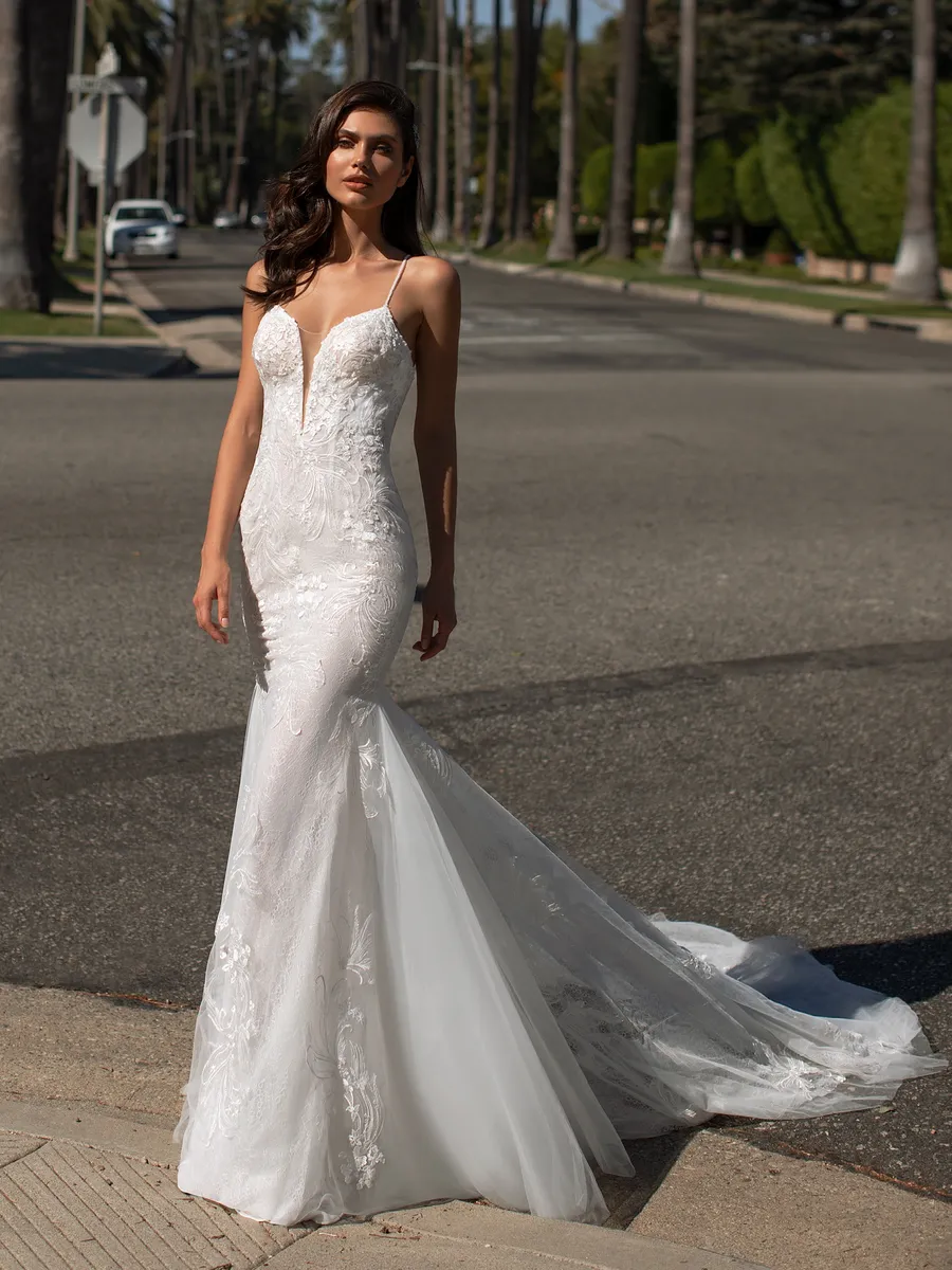 Pronovias