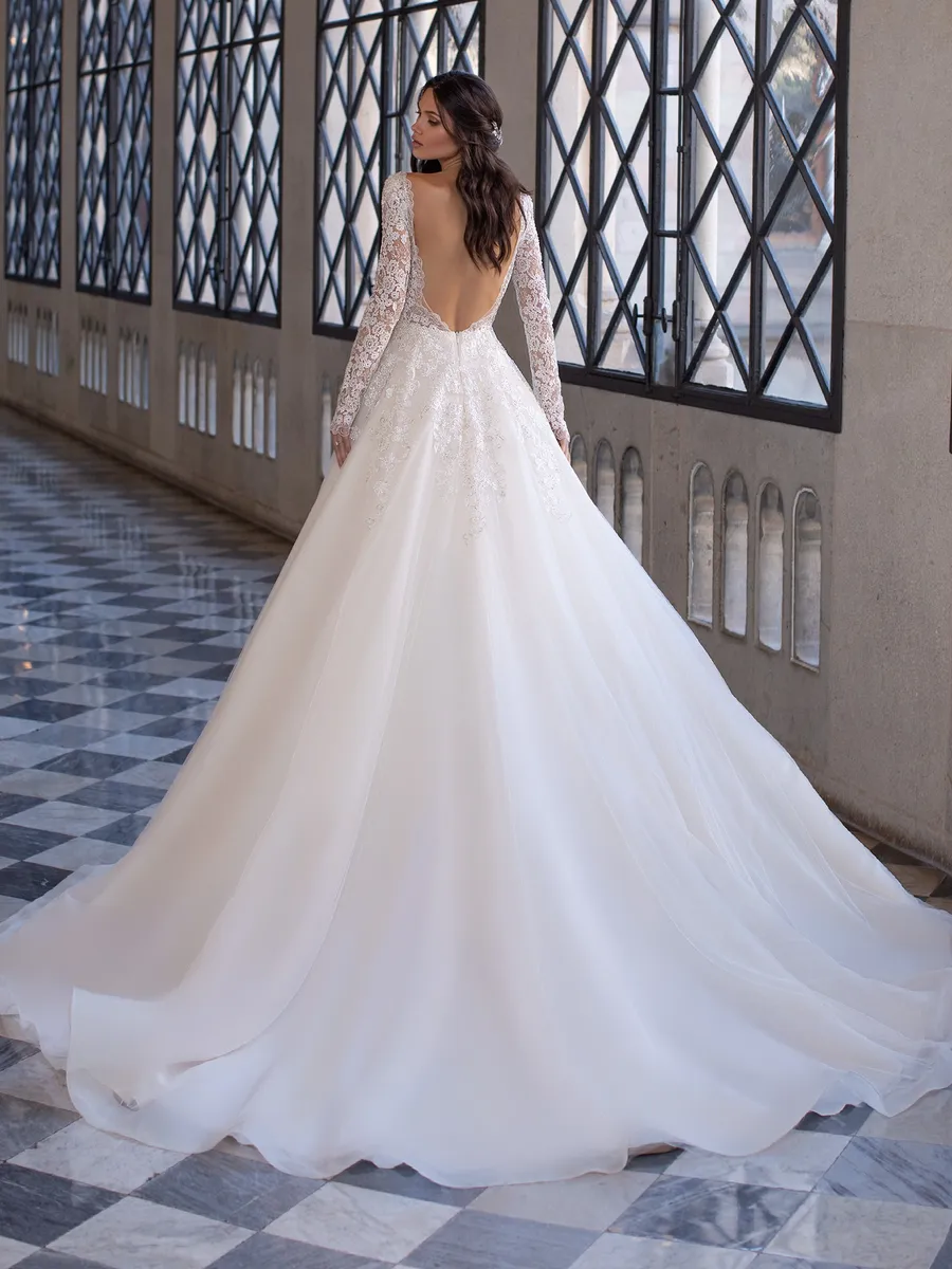 Pronovias