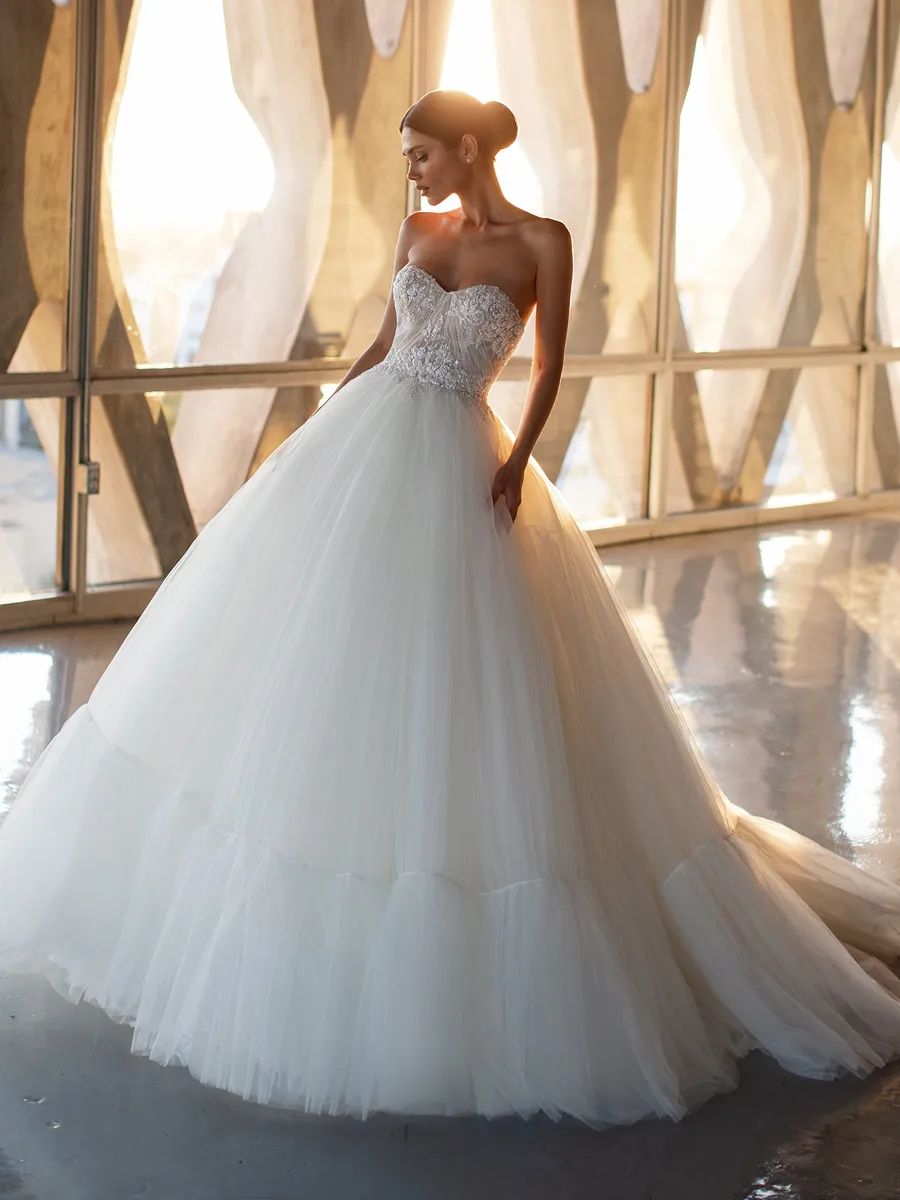 Pronovias