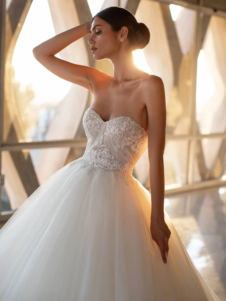 Pronovias